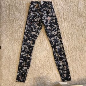 Lululemon leggings, full length